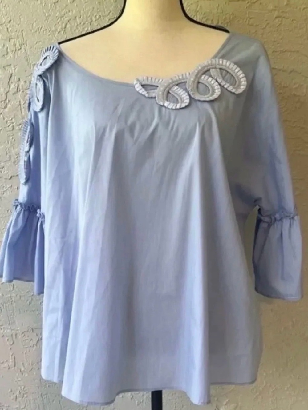 Women's Light Blue Embroidered Scoop Neck Tunic